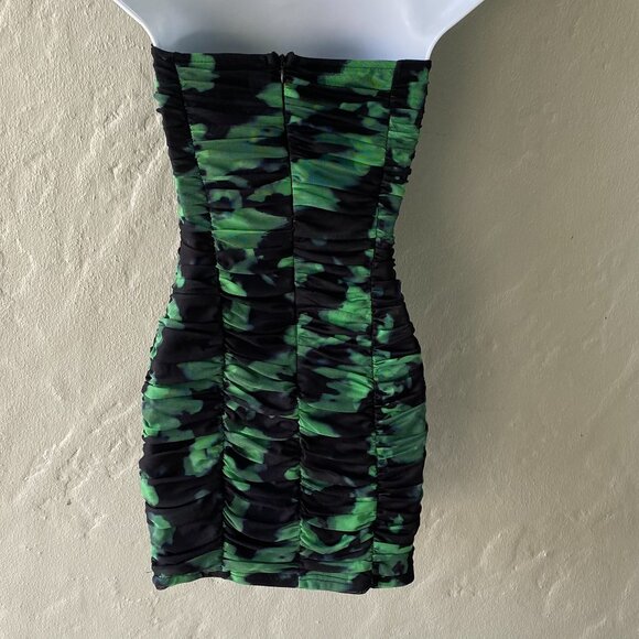 SUPERDOWN IVANNA GREEN AND BLACK MINI DRESS NWOT SMALL - Picture 6 of 8
